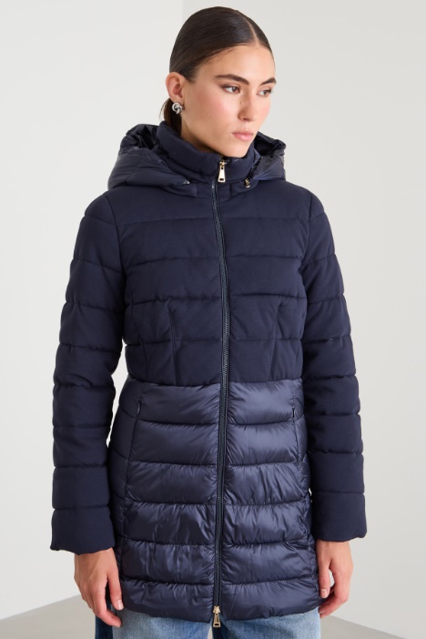 Chaqueta acolchada en punto y satén