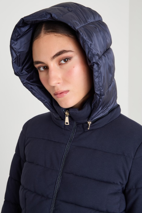 Chaqueta acolchada en punto y satén