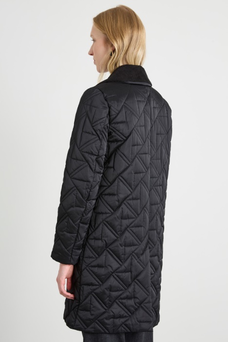 Chaqueta acolchada con solapas de terciopelo