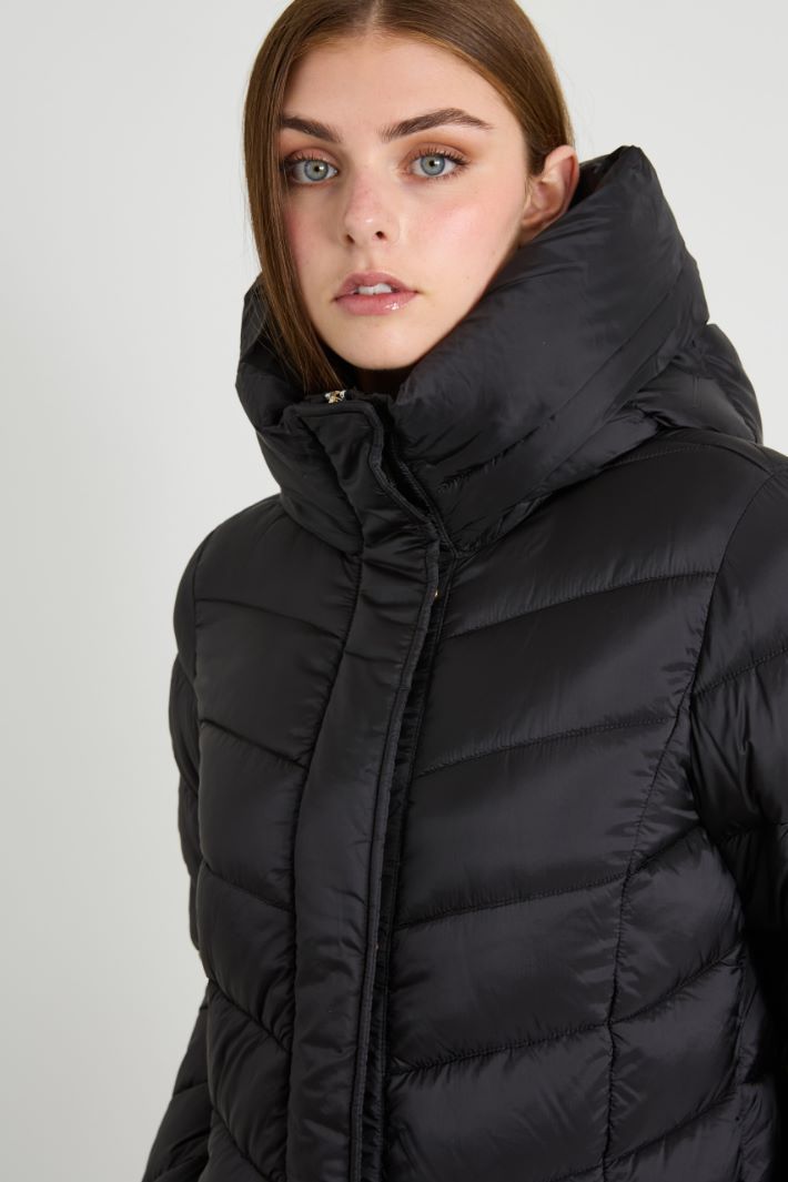 Long quilted jacket Intrend - 4