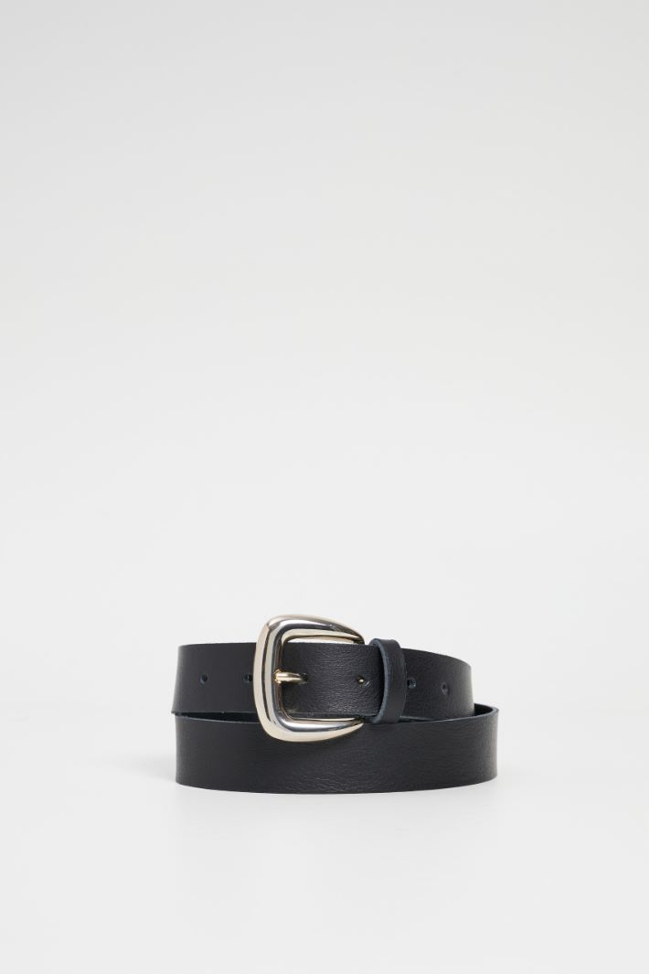 Belt with rounded buckle Intrend