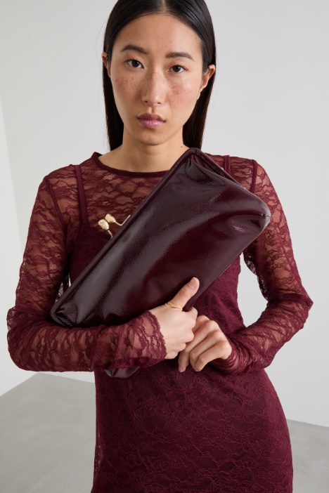 Patent-effect clutch Intrend - 3