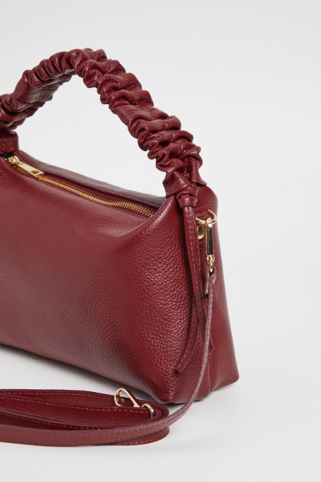 Borsa con manico arricciato