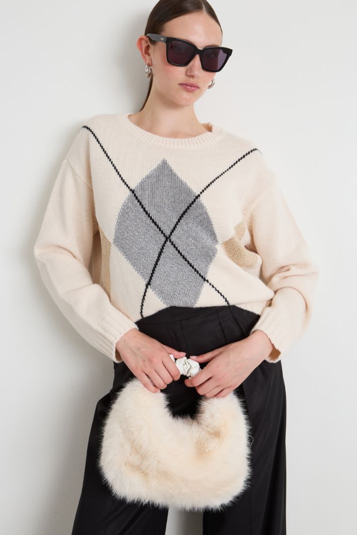 Fur-effect bag Intrend - 3