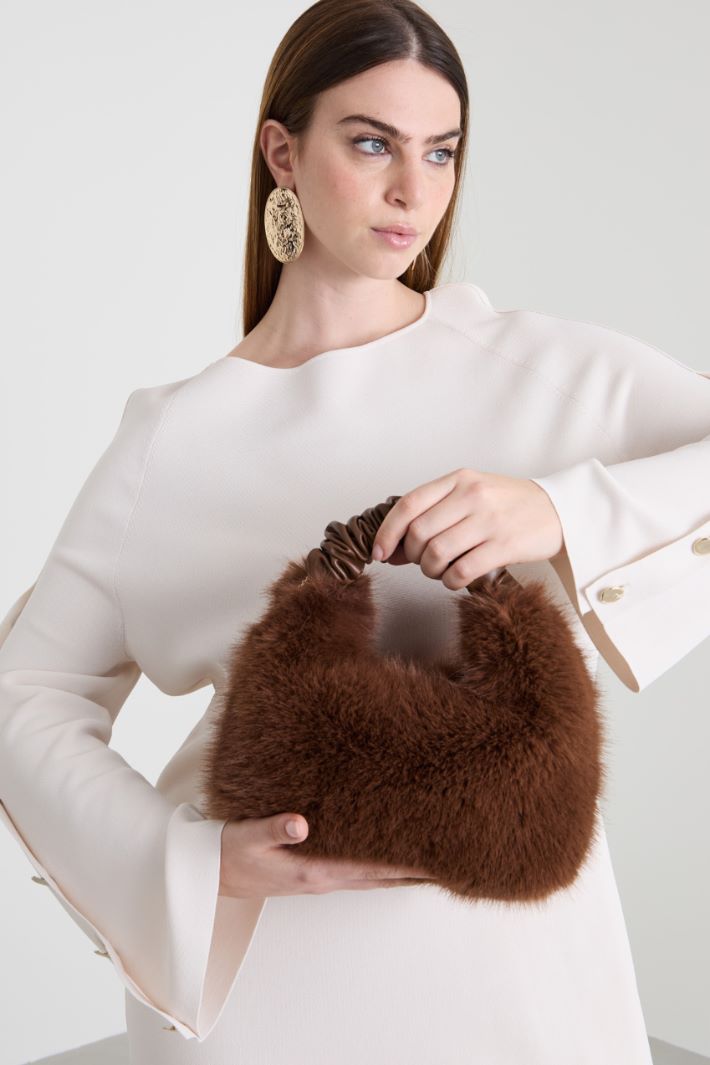 Fur-effect bag Intrend - 3
