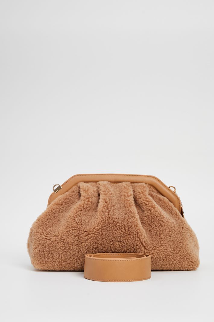 Plush effect clutch Intrend - 5