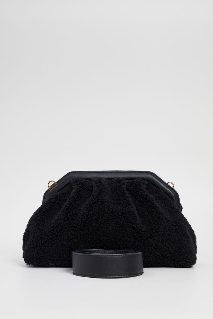 Plush effect clutch Intrend - 5