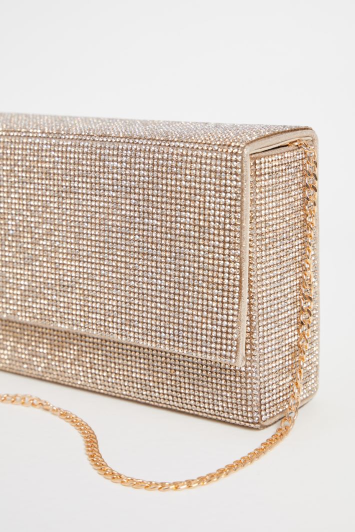 Clutch con pedrería Intrend - 2