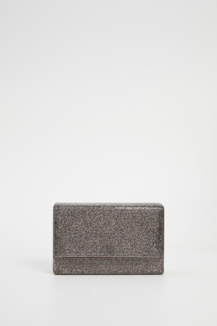 Clutch con pedrería Intrend