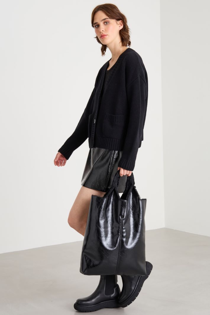Shiny leather effect shopper Intrend - 5