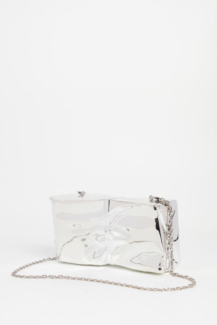 Clutch with a metallic finish Intrend - 4