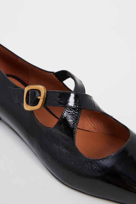 Ballerine a punta in vernice