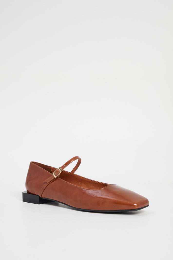 Square toe ballerinas Intrend - 2