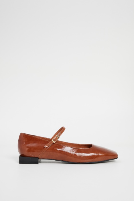 Square toe ballerinas Intrend