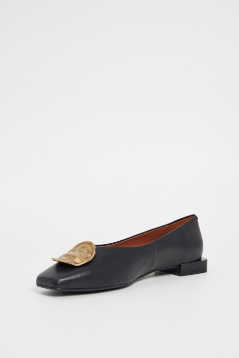 Ballerine con dettaglio in metallo