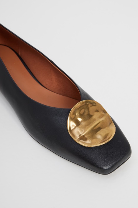 Ballerine con dettaglio in metallo