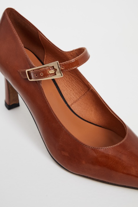 Pumps with strap Intrend - 3