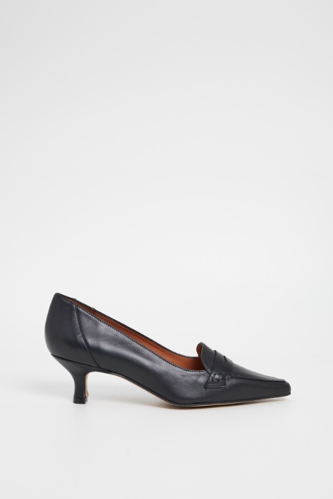 Leather pumps with band Intrend
