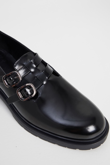 Stringate con cinturini