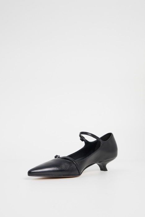 Décolleté con cinturini