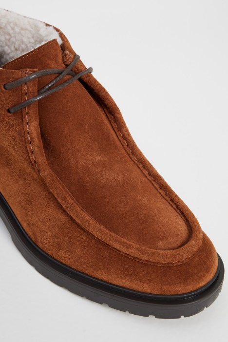 Stringate con interno peluche