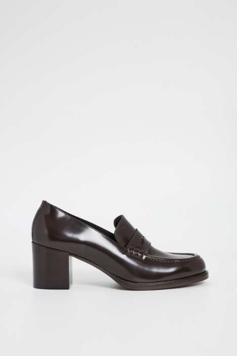 Leather shoes with band Intrend
