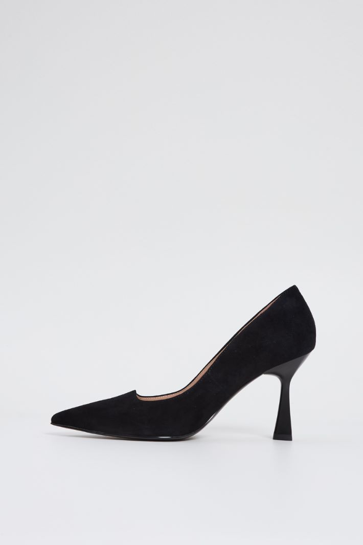 Pumps with spool heel Intrend - 3