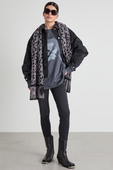 Jacquard flannel stole Intrend
