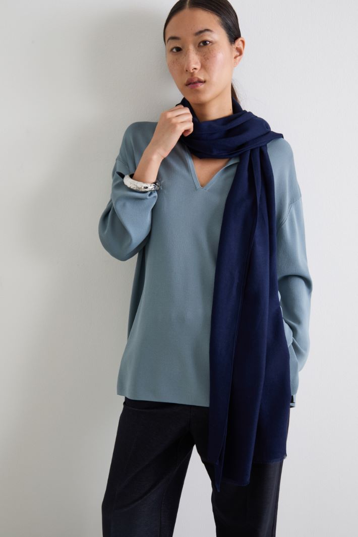Lightweight pure wool stole Intrend