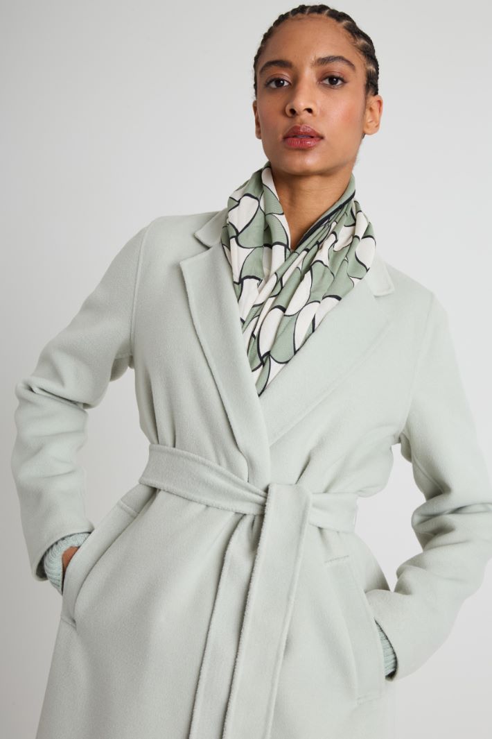 Stole in natural fabric Intrend