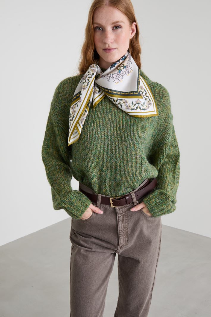 Silk twill scarf Intrend