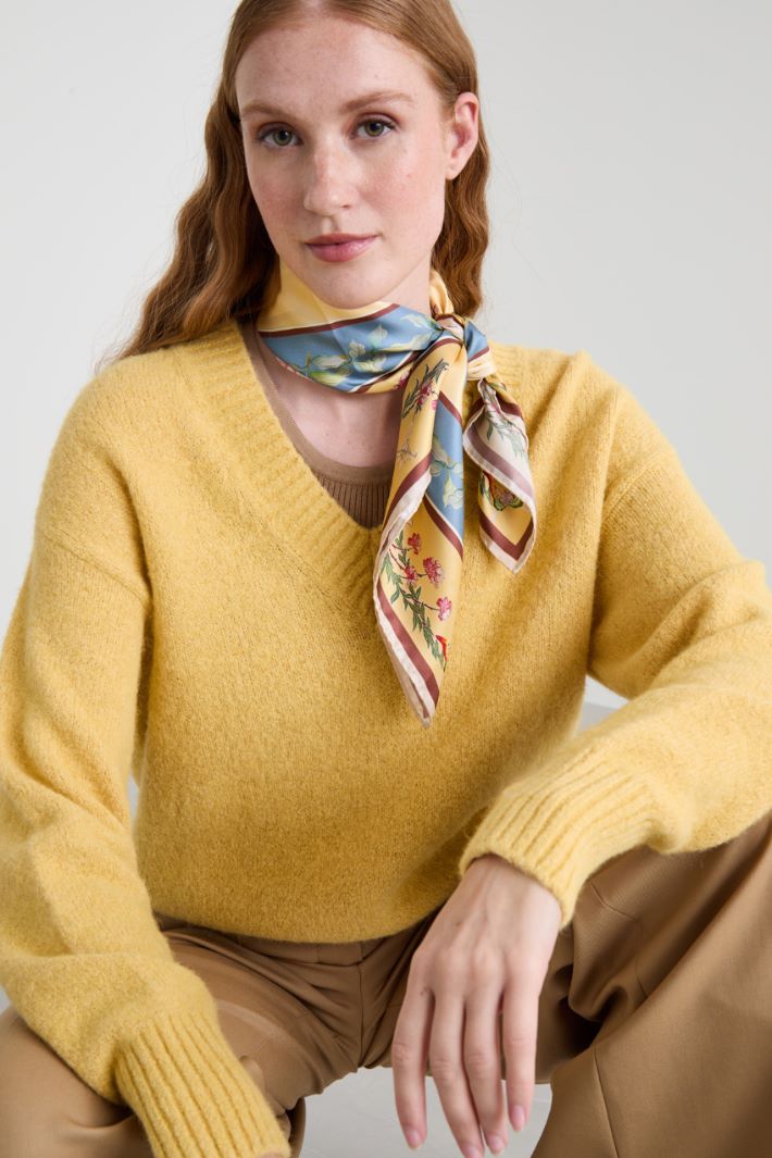 Silk twill scarf Intrend