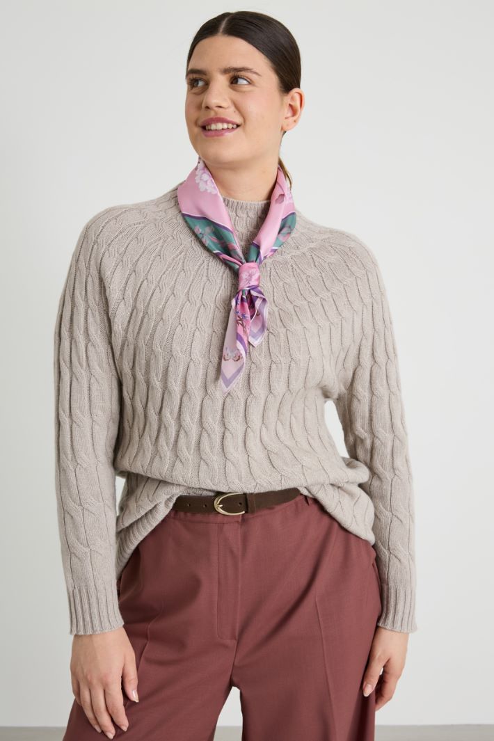 Silk twill scarf Intrend
