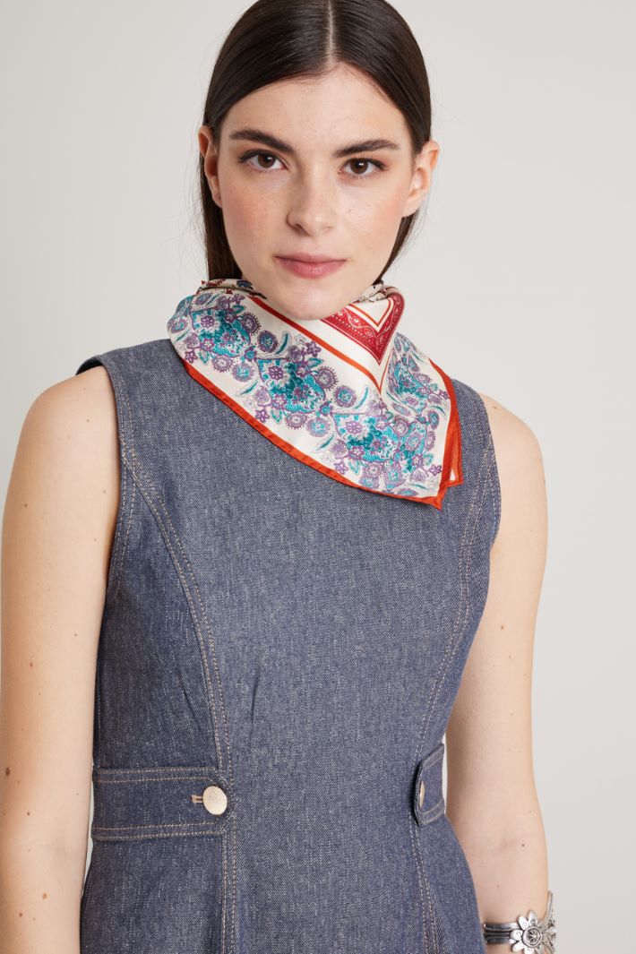 Foulard in seta