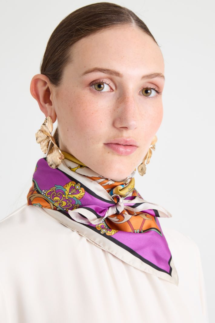 Silk twill scarf Intrend - 2