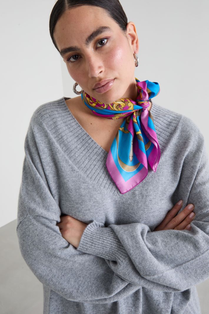 Silk twill scarf Intrend