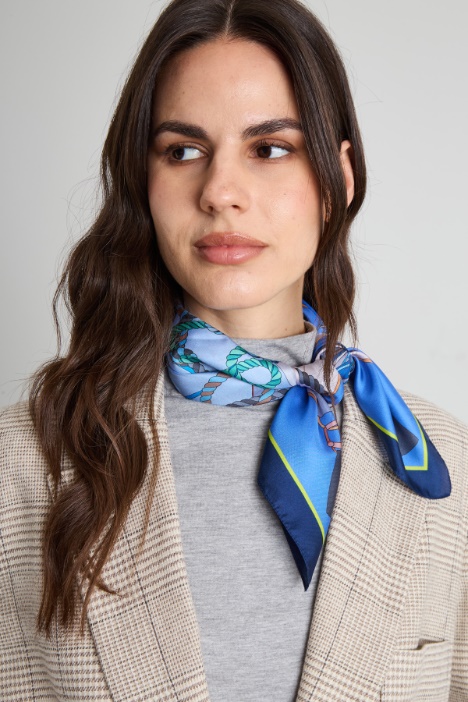 Pañuelo de sarga de seda