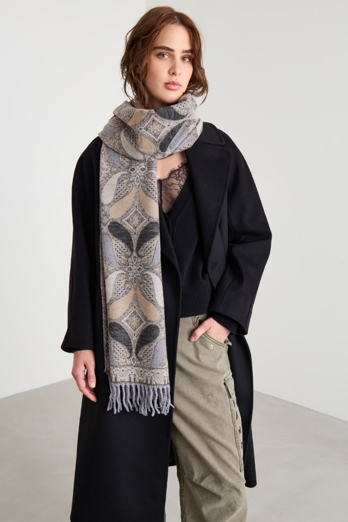 Jacquard stole Intrend
