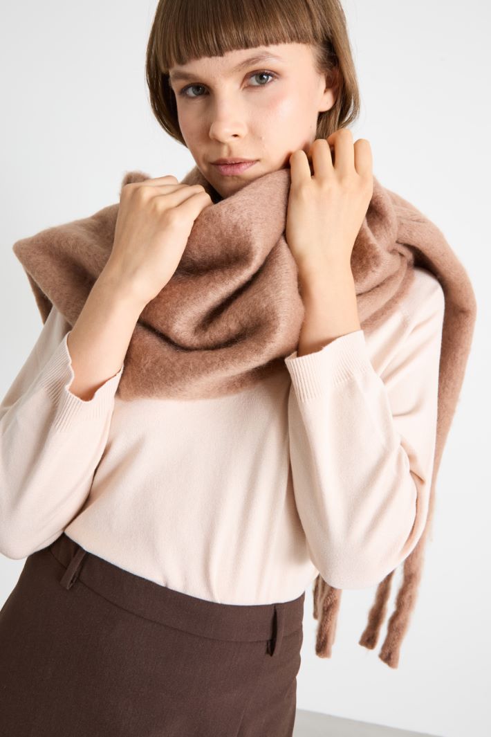 Fluffy scarf Intrend - 2