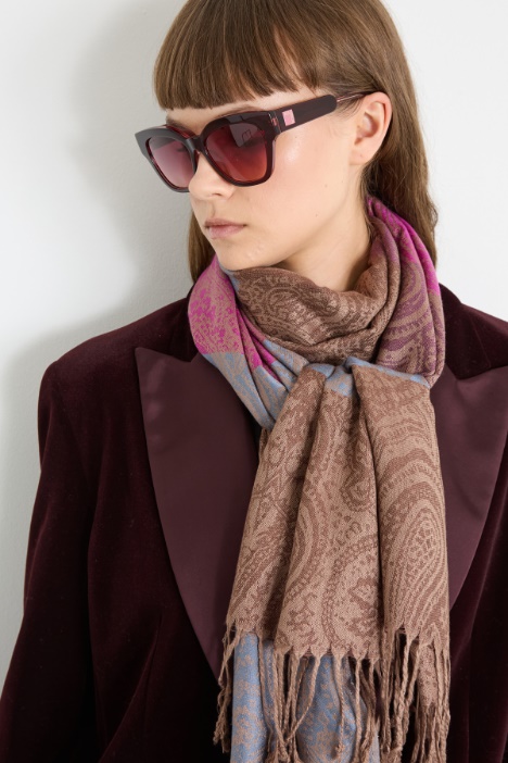 Jacquard stole with fringes Intrend