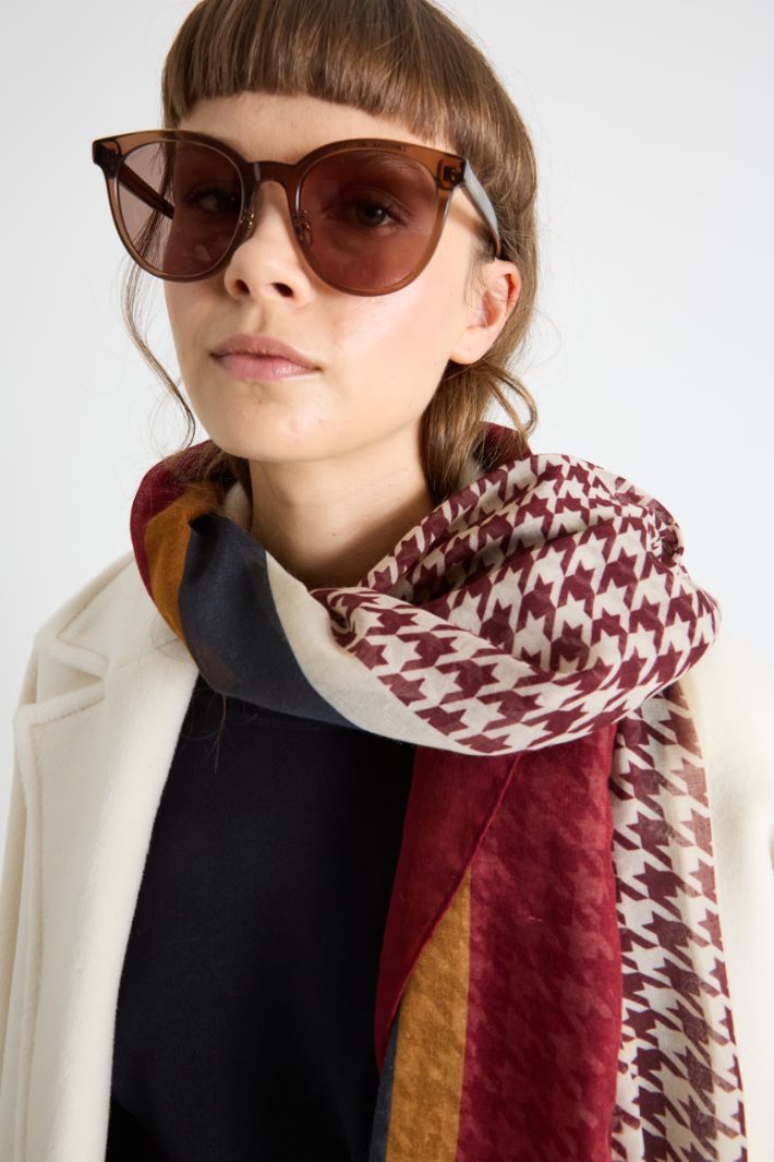 Patterned canvas stole Intrend - 2