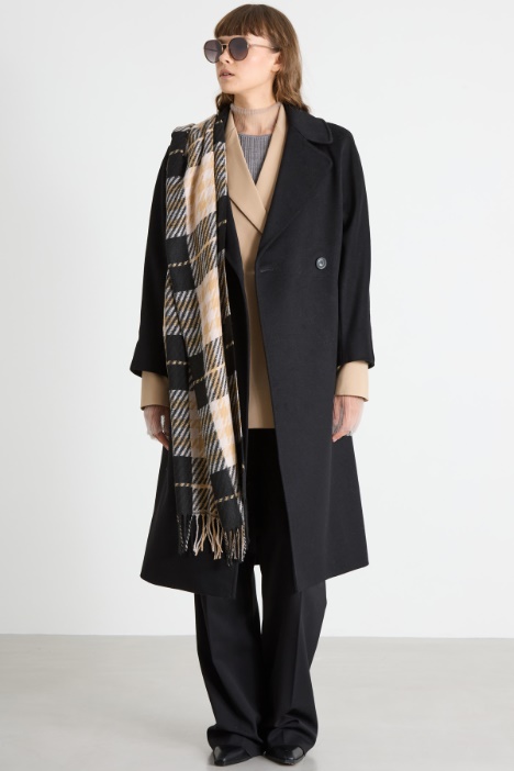 Estola teñida en hilo