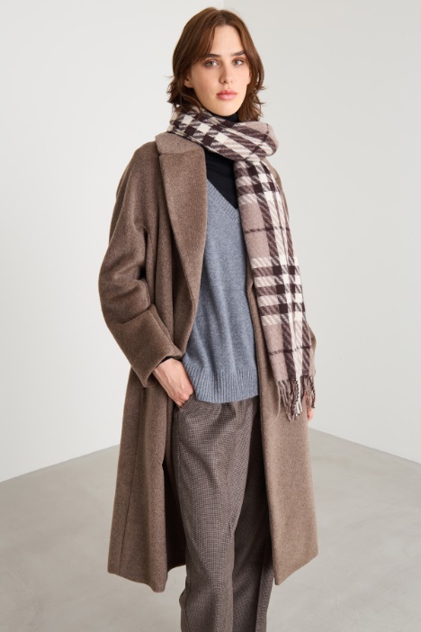 Yarn-dyed stole Intrend