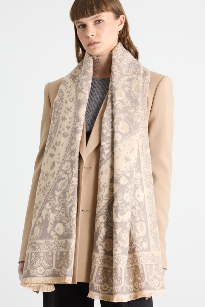 Jacquard stole Intrend