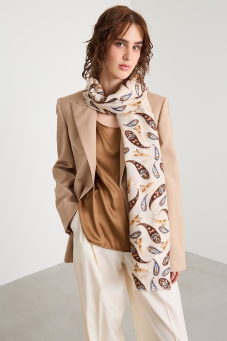 Patterned stole Intrend