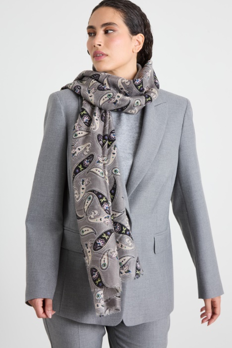 Patterned stole Intrend