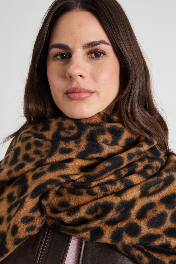 Animal print stole Intrend - 2