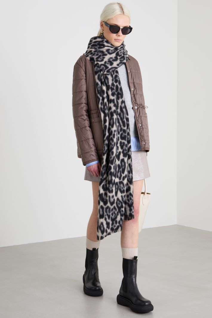 Animal print stole Intrend