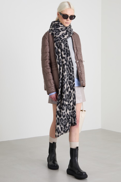 Animal print stole Intrend