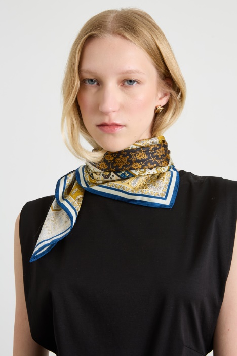 Foulard in seta Intrend